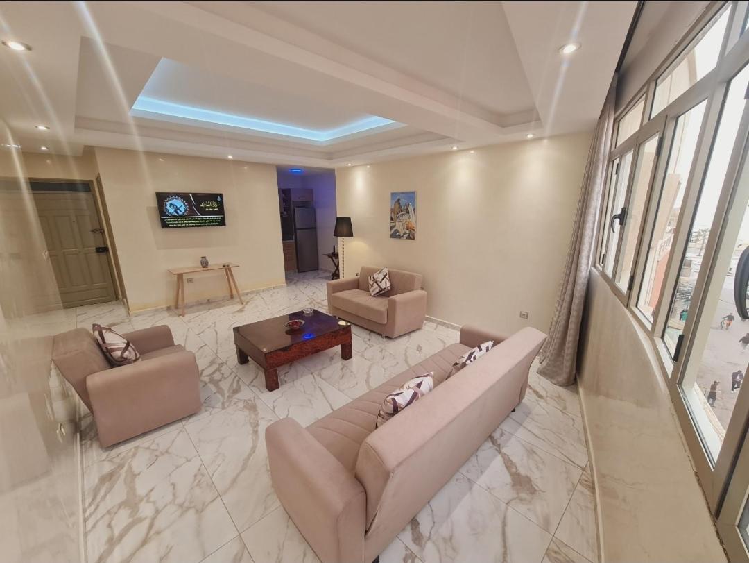 Oceanview Comfort - Fiber Wi-fi & Netflix Apartment *